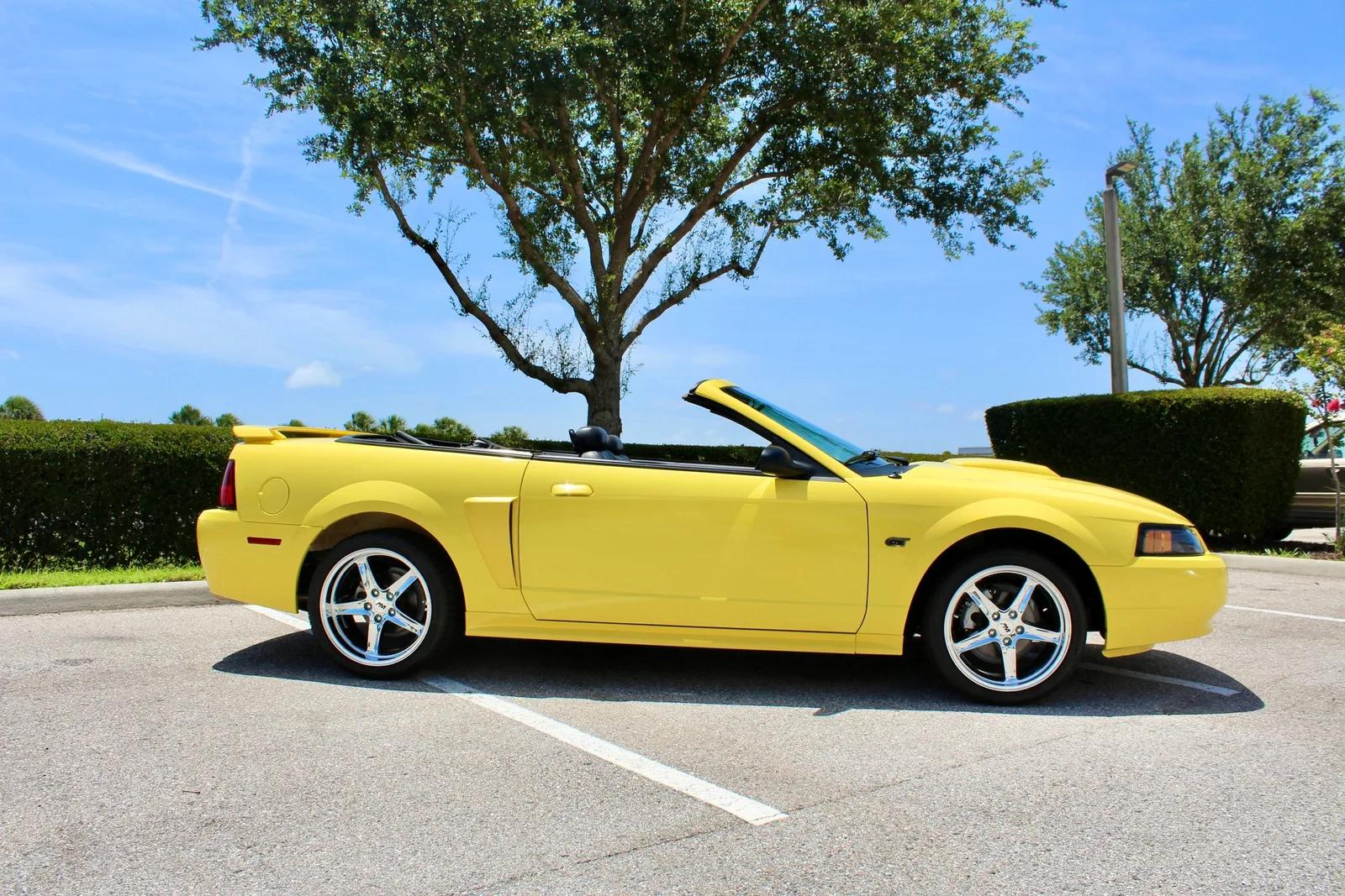 2001 Ford Mustang