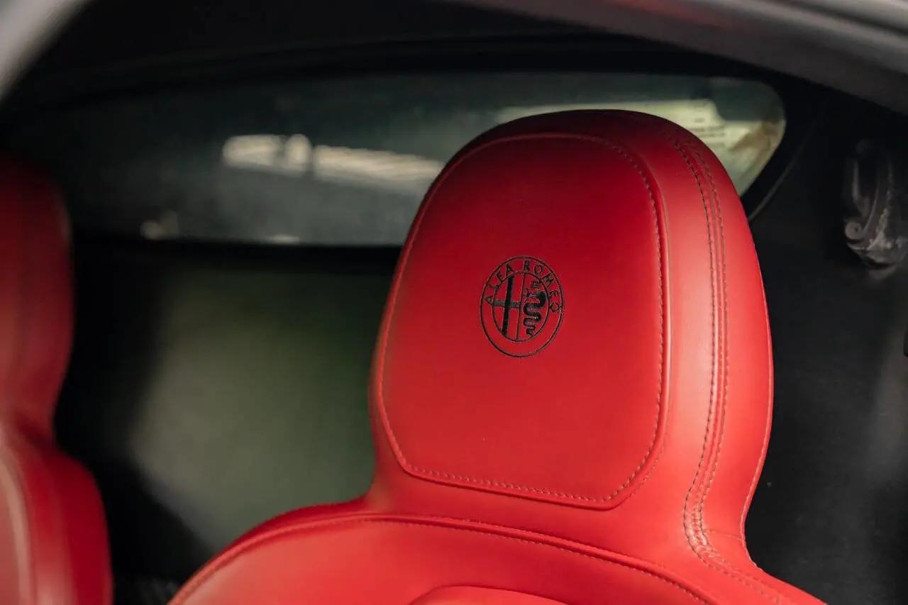 2015 Alfa Romeo 4c