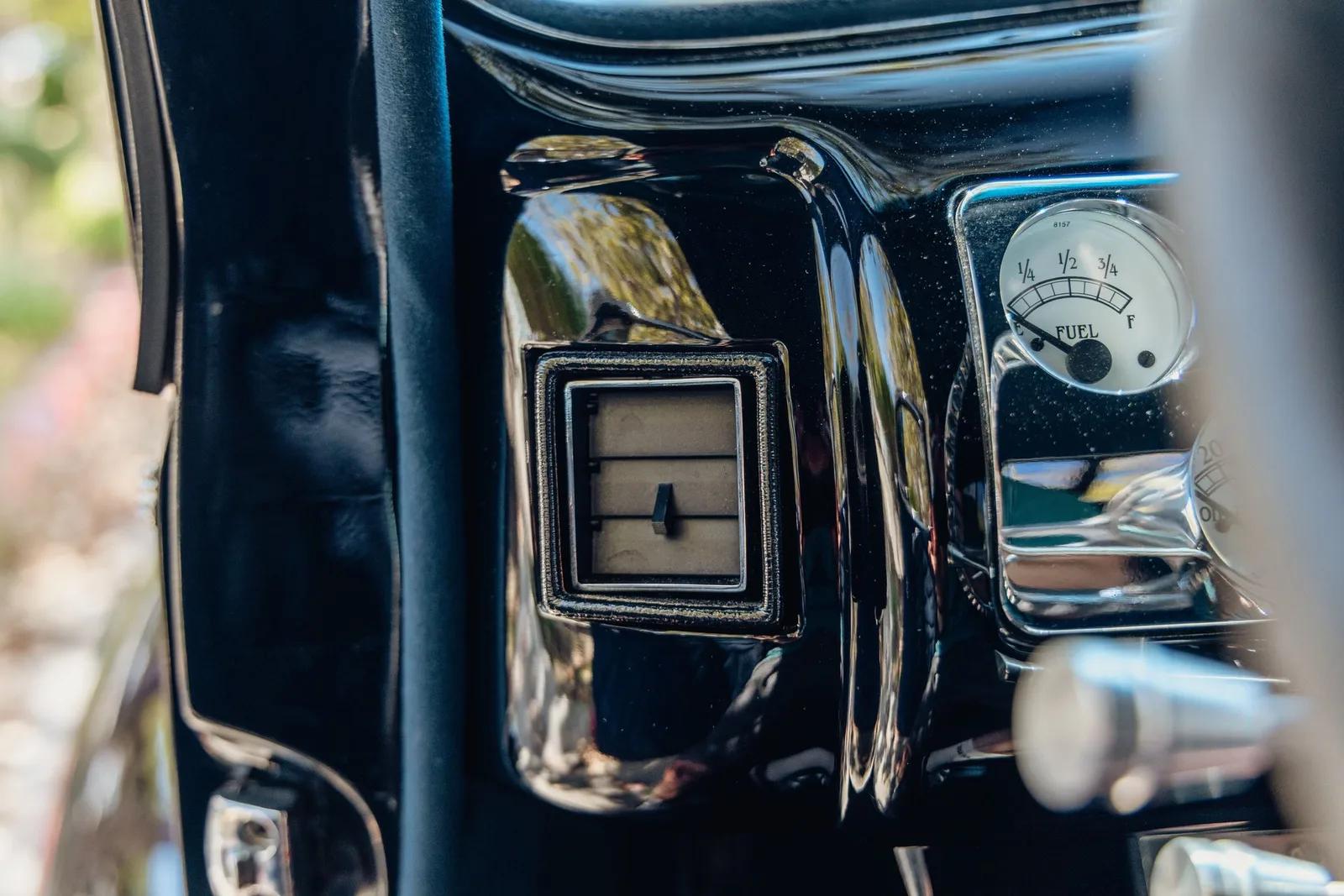 1940 Ford Standard, deluxe, & super deluxe