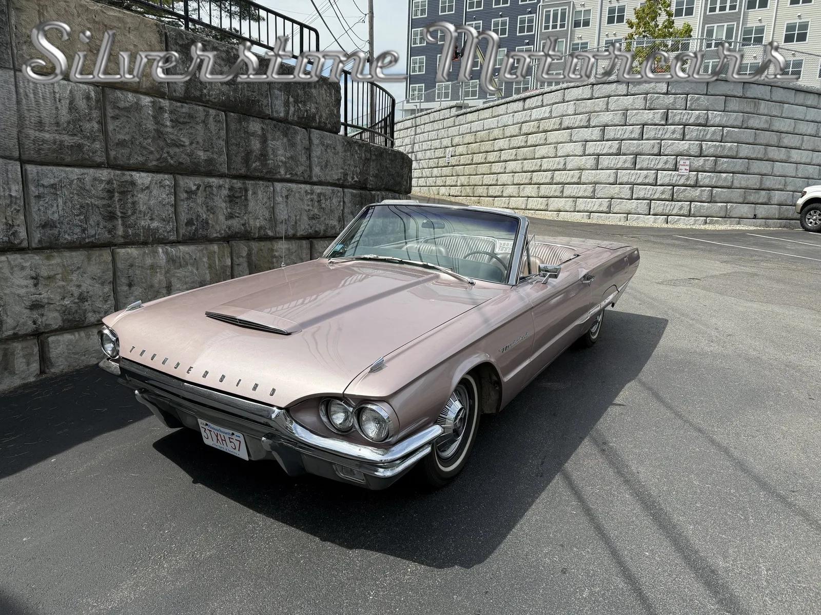 1964 Ford Thunderbird
