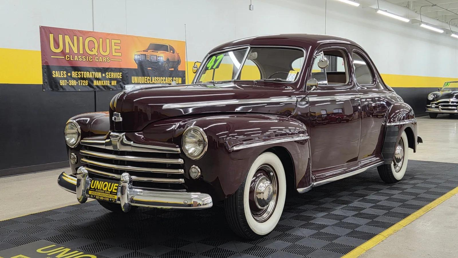 1947 Ford Super Deluxe