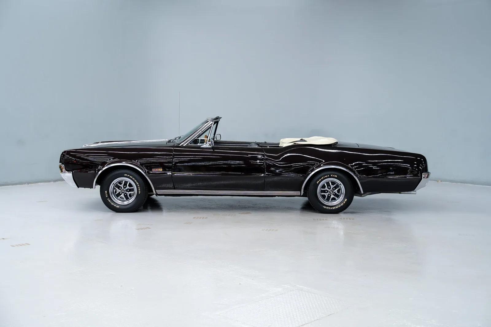 1967 Oldsmobile Cutlass