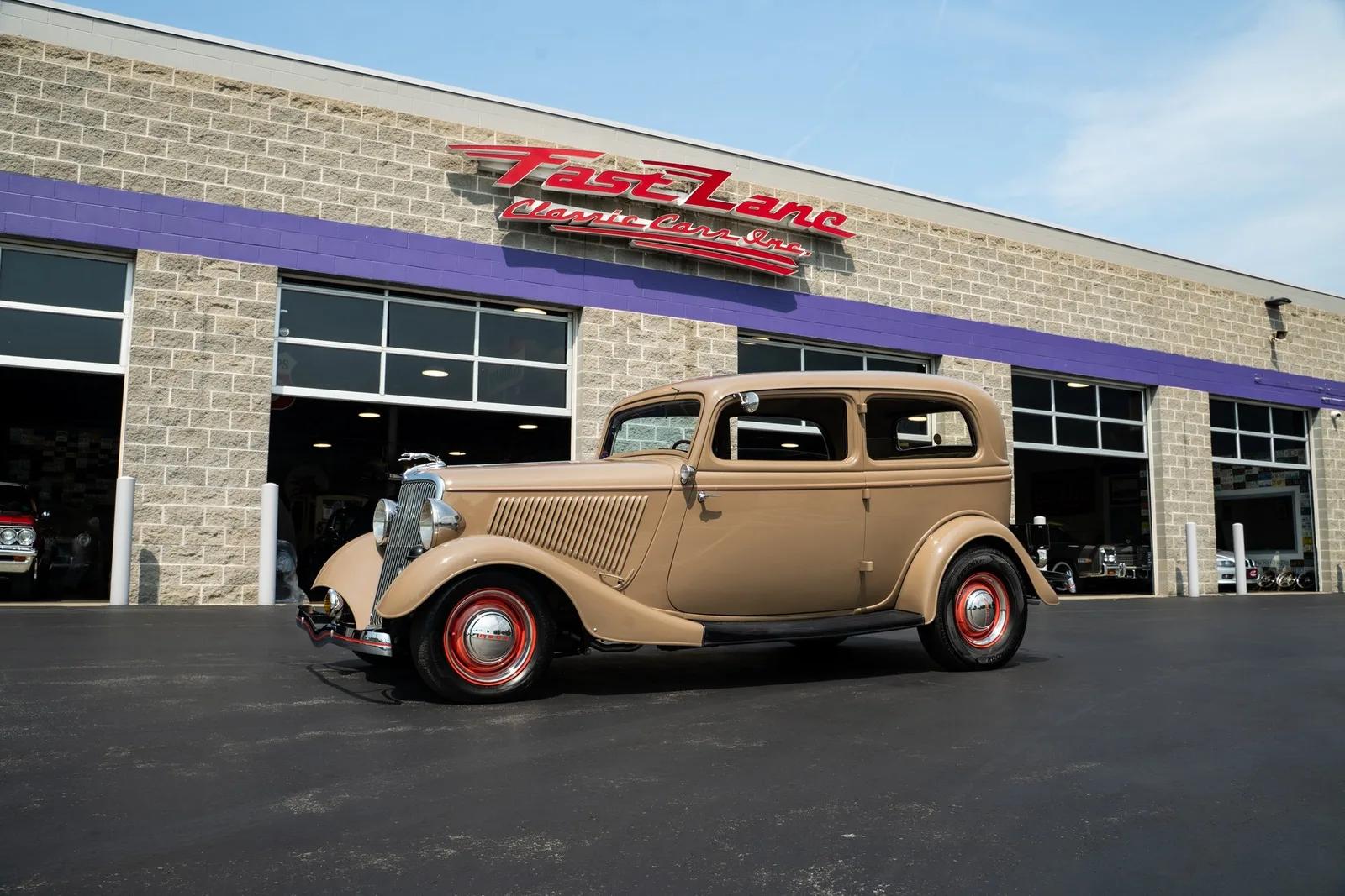 1934 Ford Deluxe