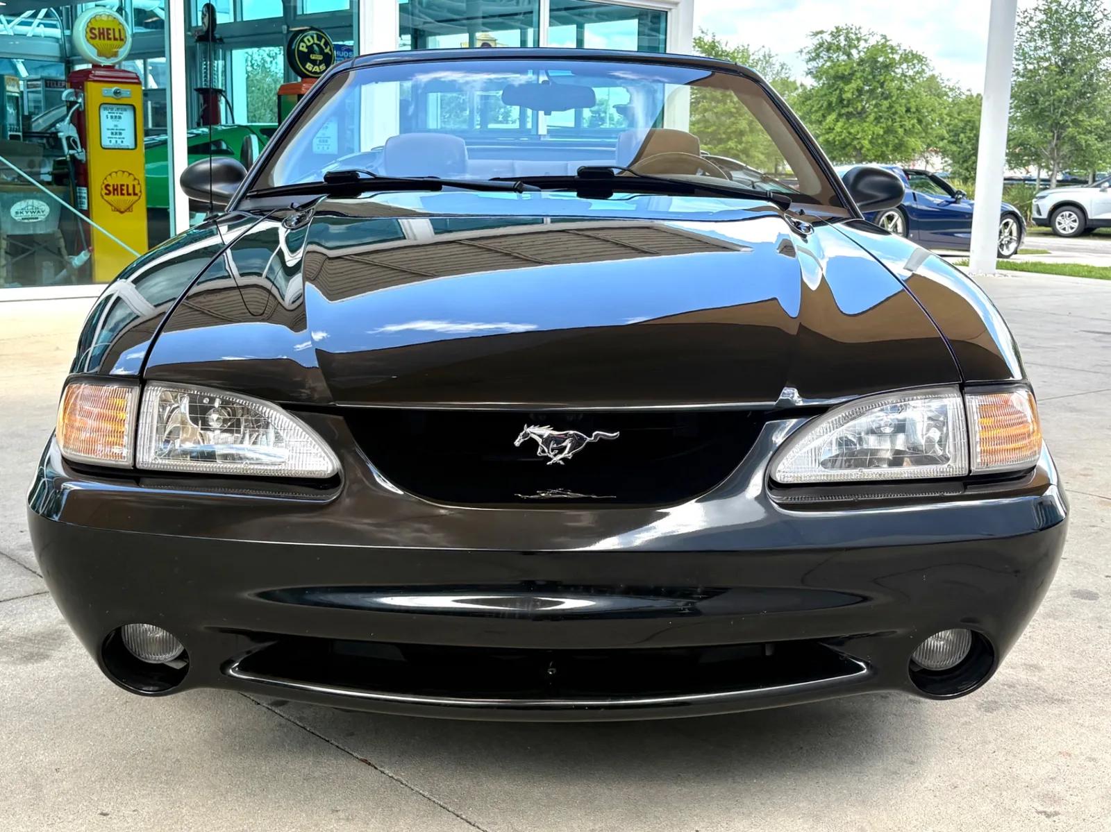 1995 Ford Mustang