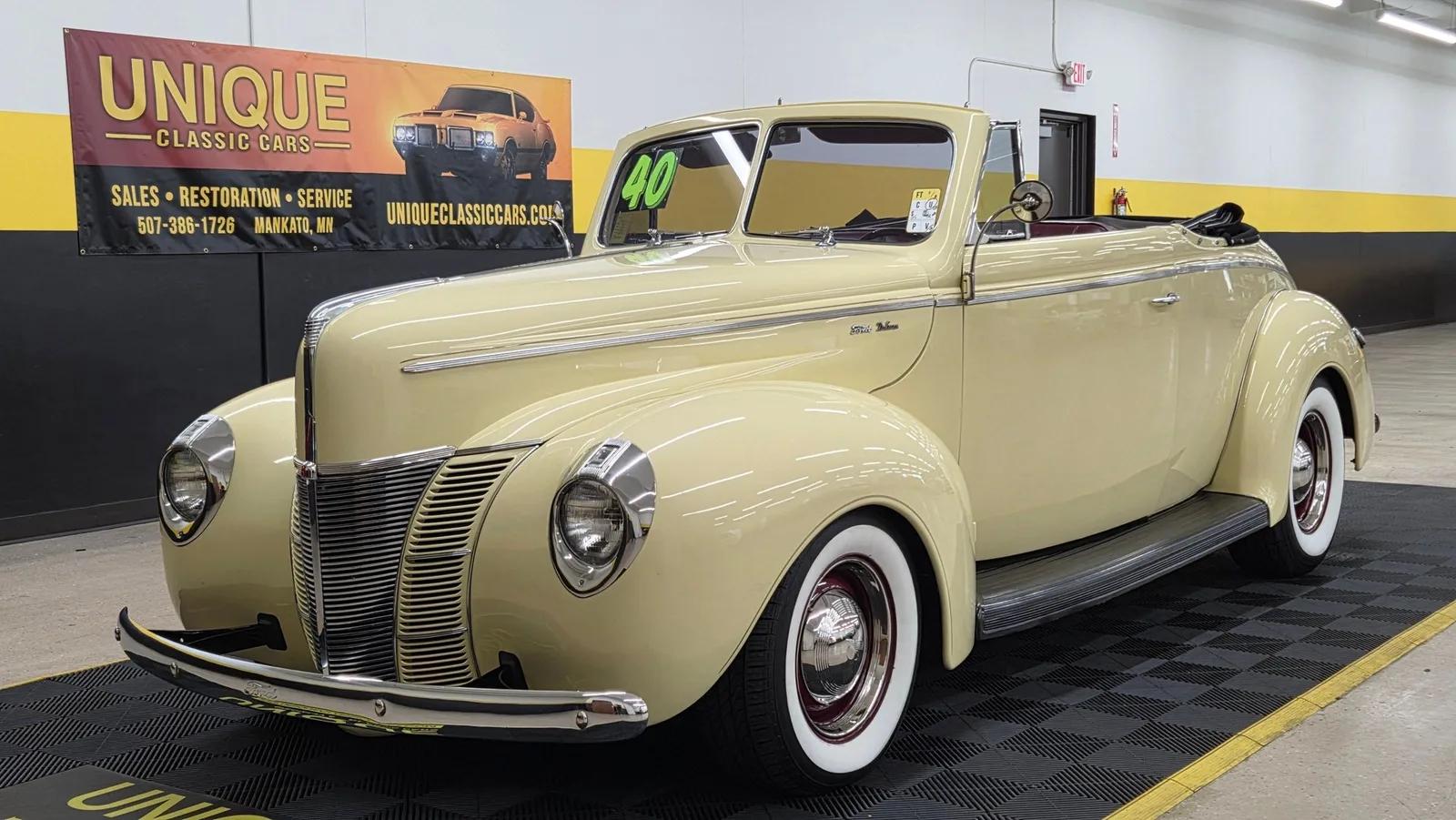 1940 Ford Deluxe
