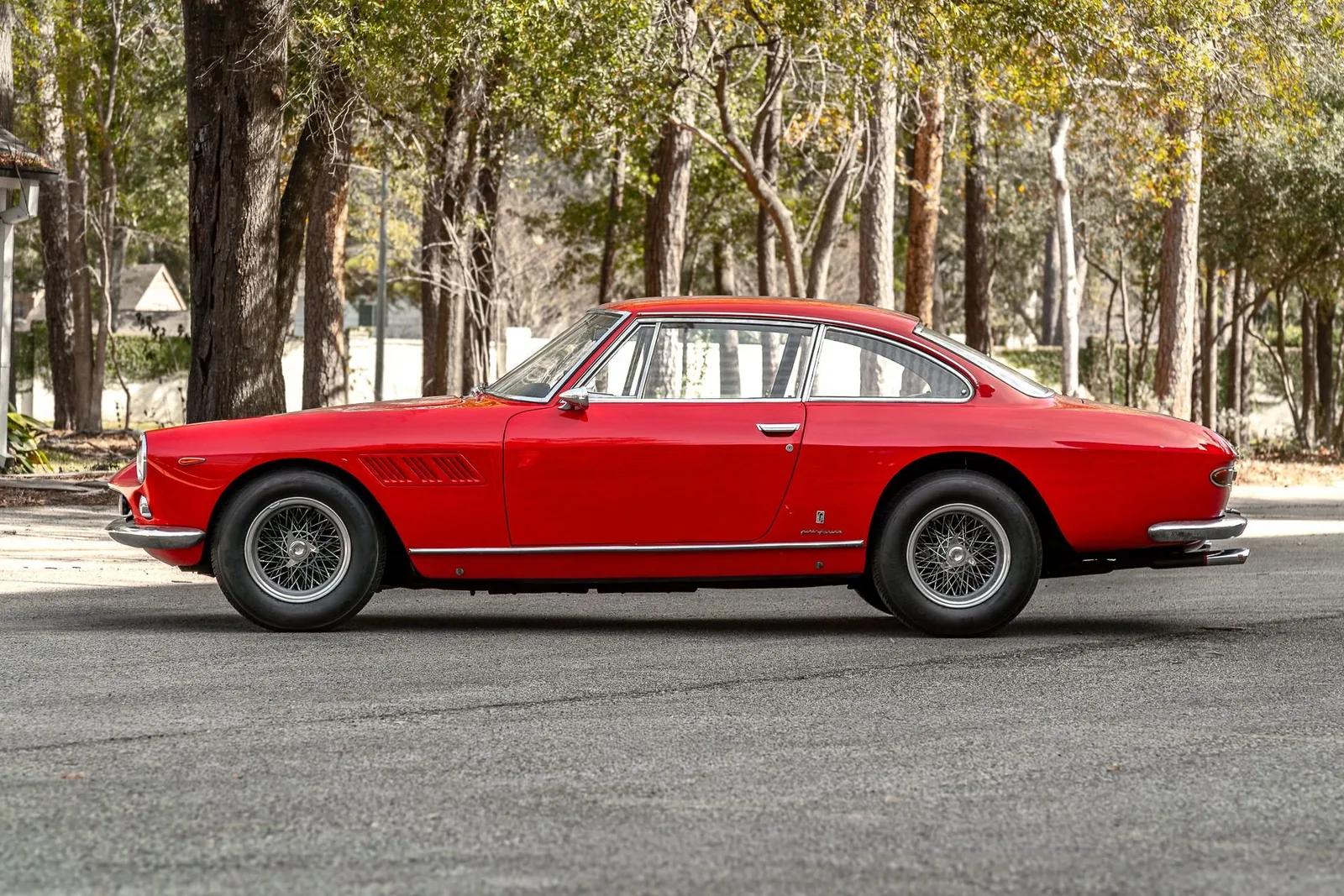 1964 Ferrari 330 gt 2+2