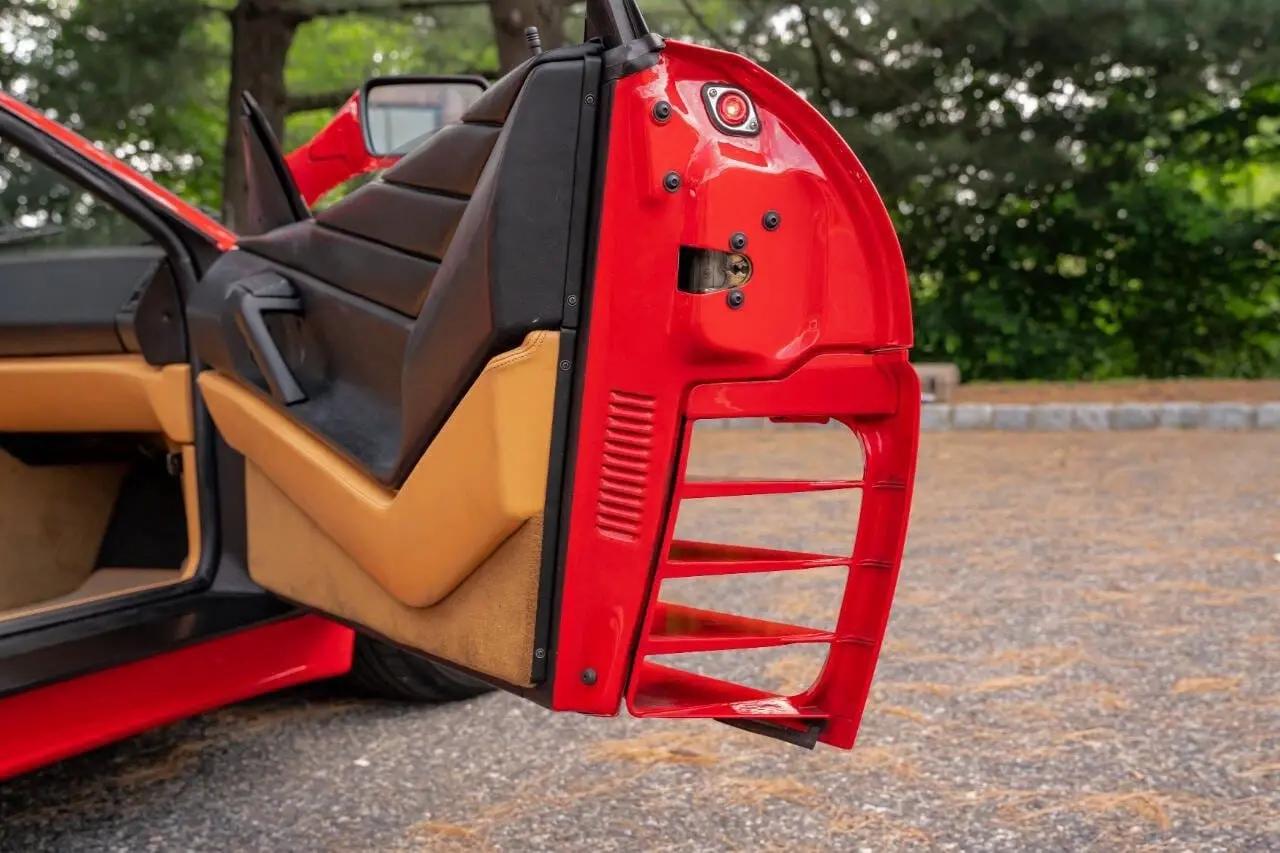 1990 Ferrari 348