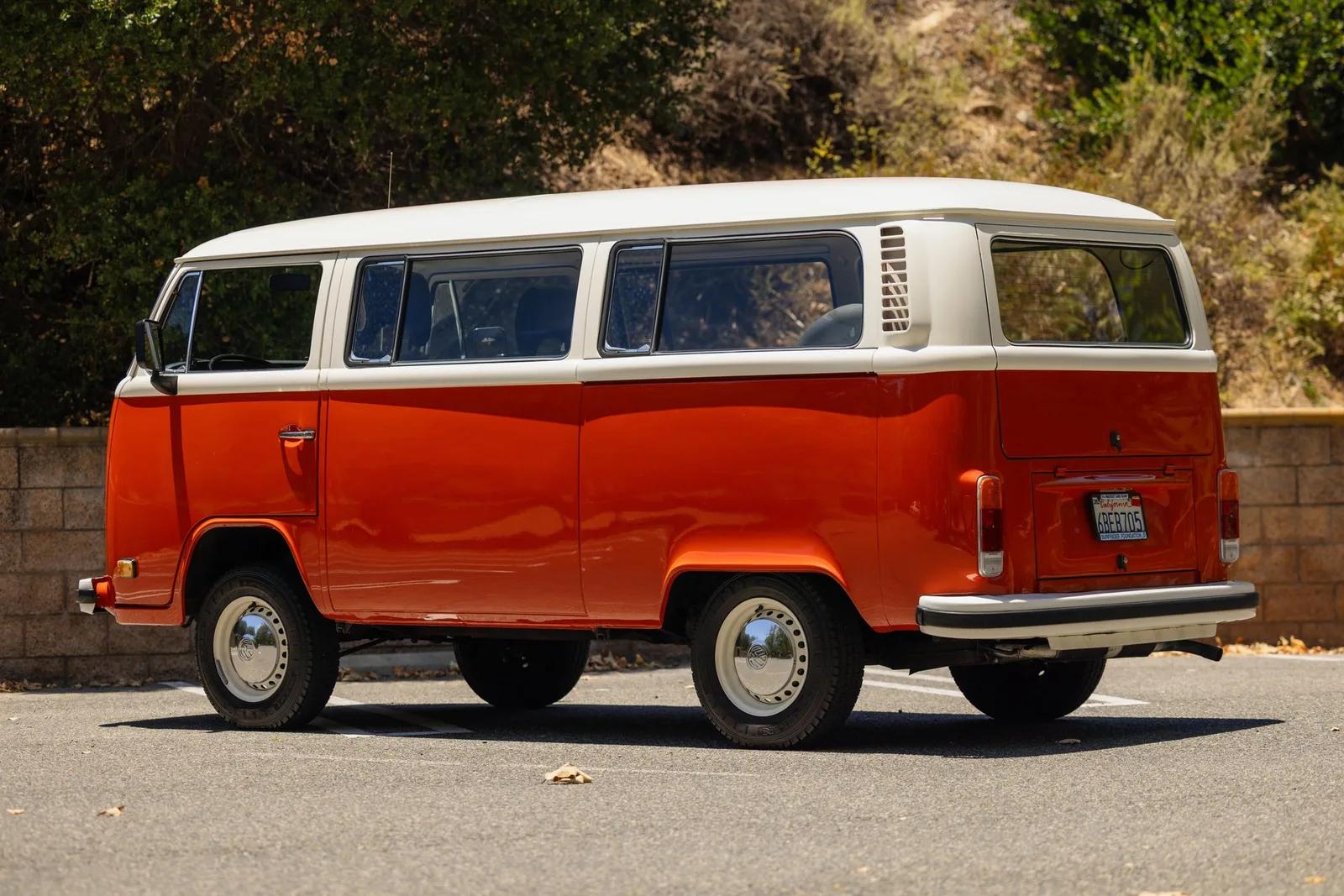 1975 Volkswagen Bus