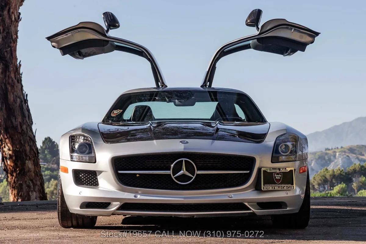 2015 Mercedes-Benz SLS AMG