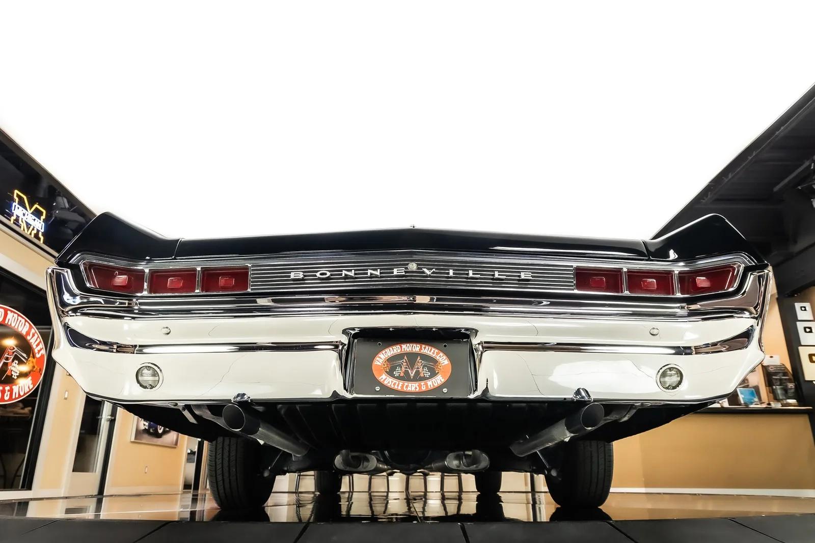 1965 Pontiac Bonneville