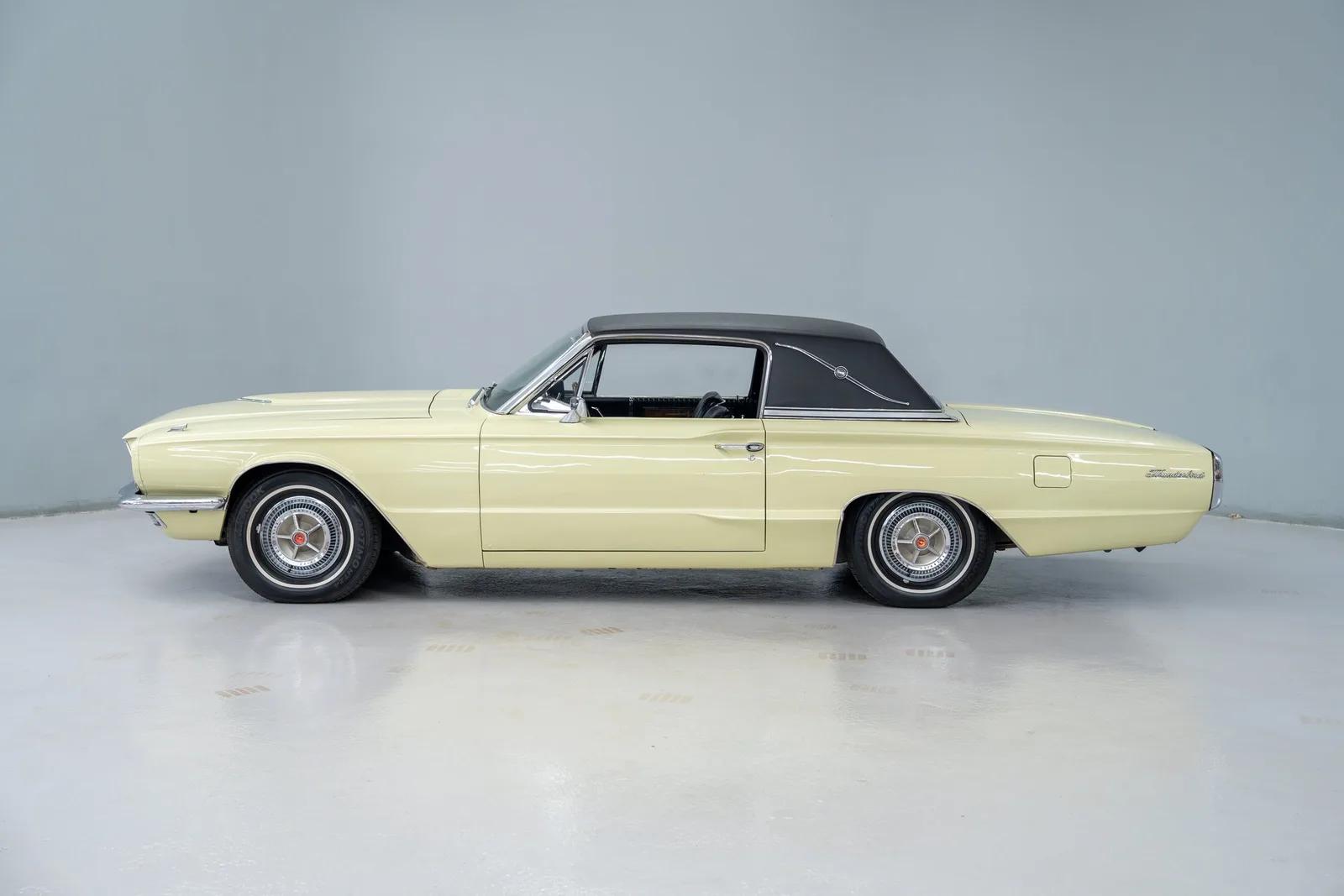 1966 Ford Thunderbird