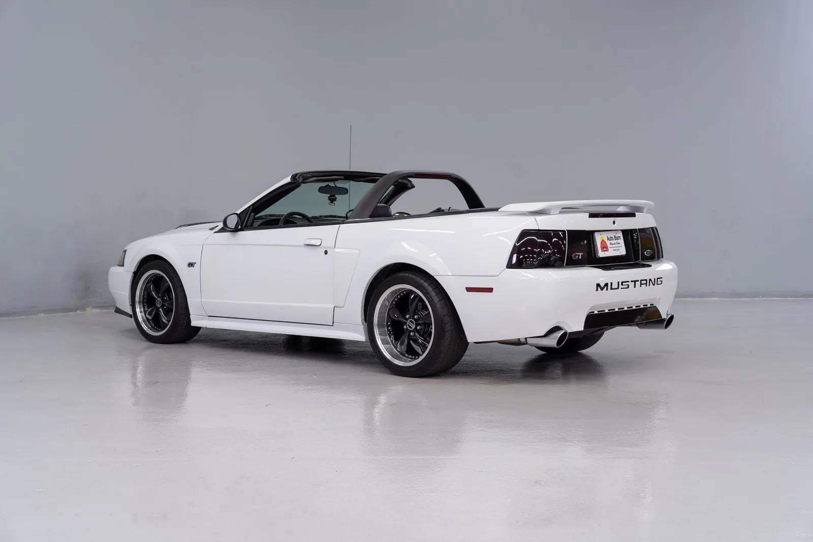 2001 Ford Mustang
