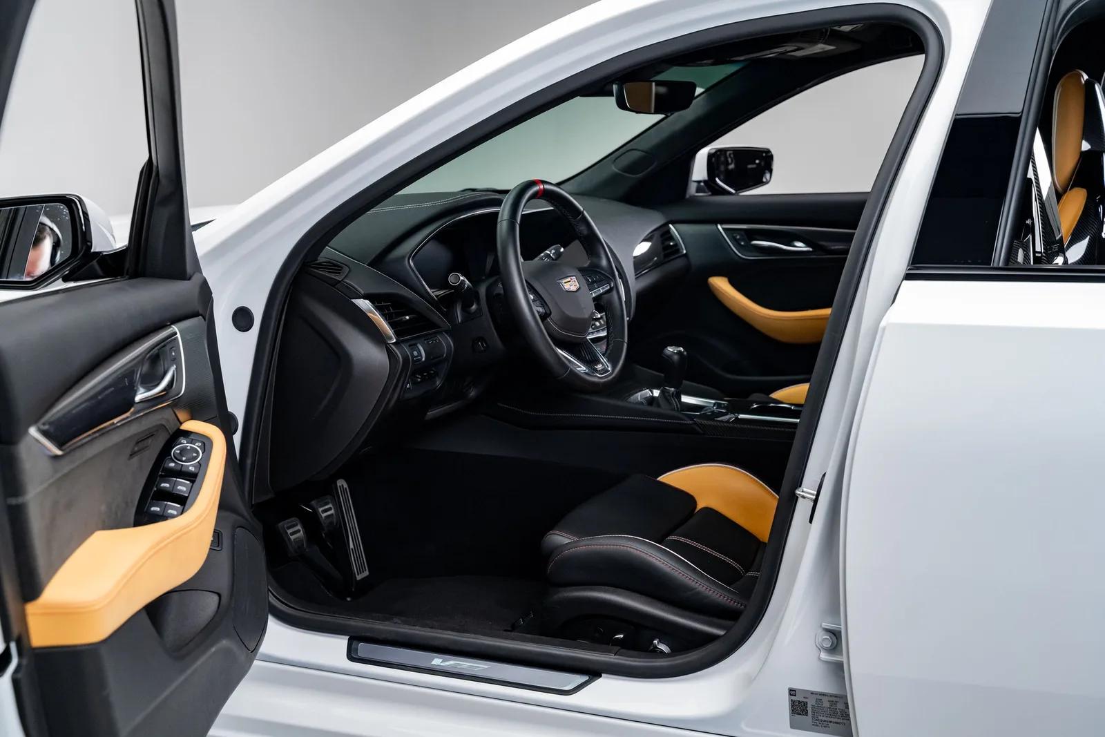 2024 Cadillac CT5