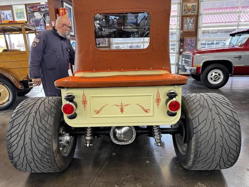 1923 Ford Model T Bucket