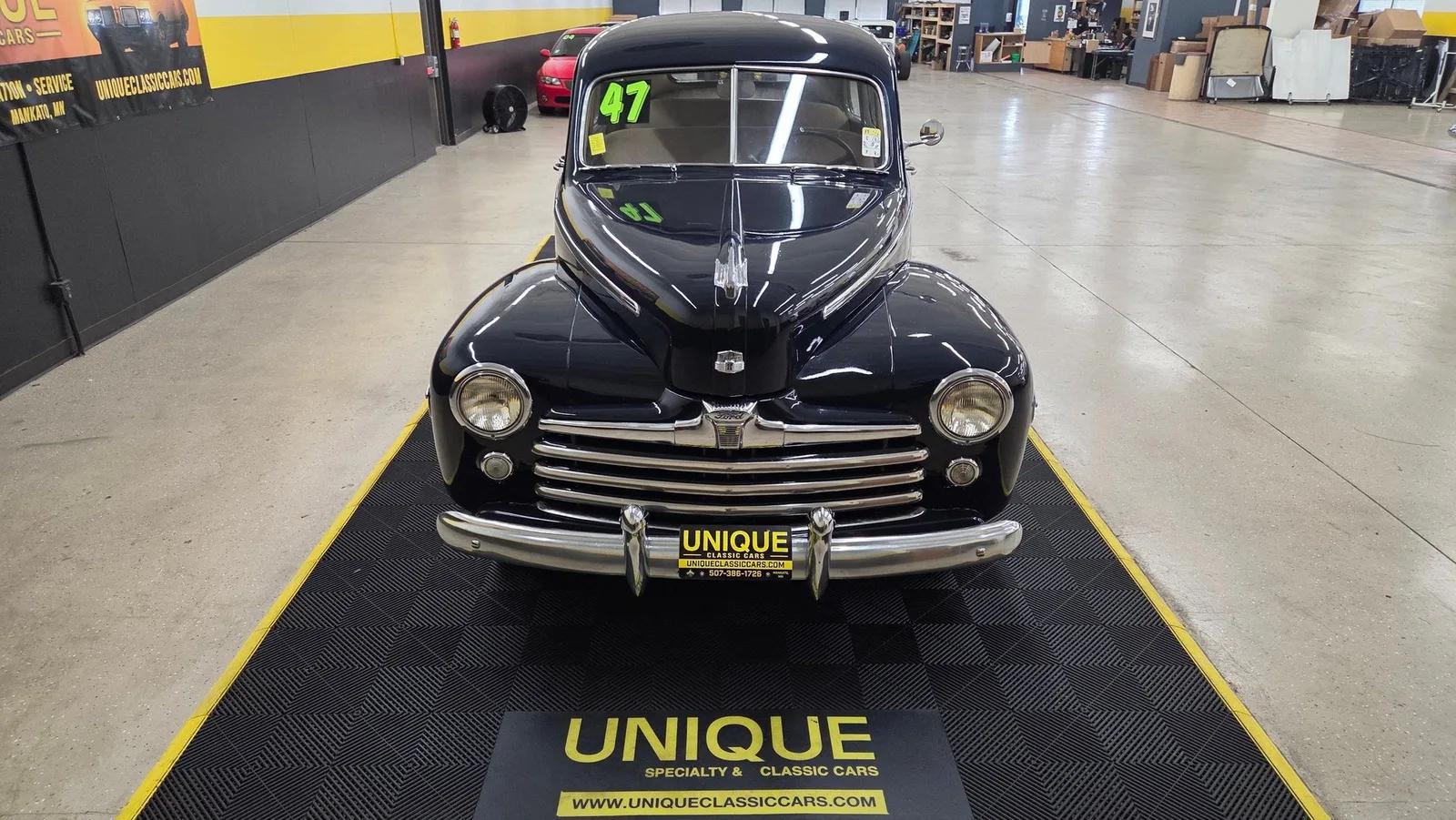 1947 Ford Deluxe