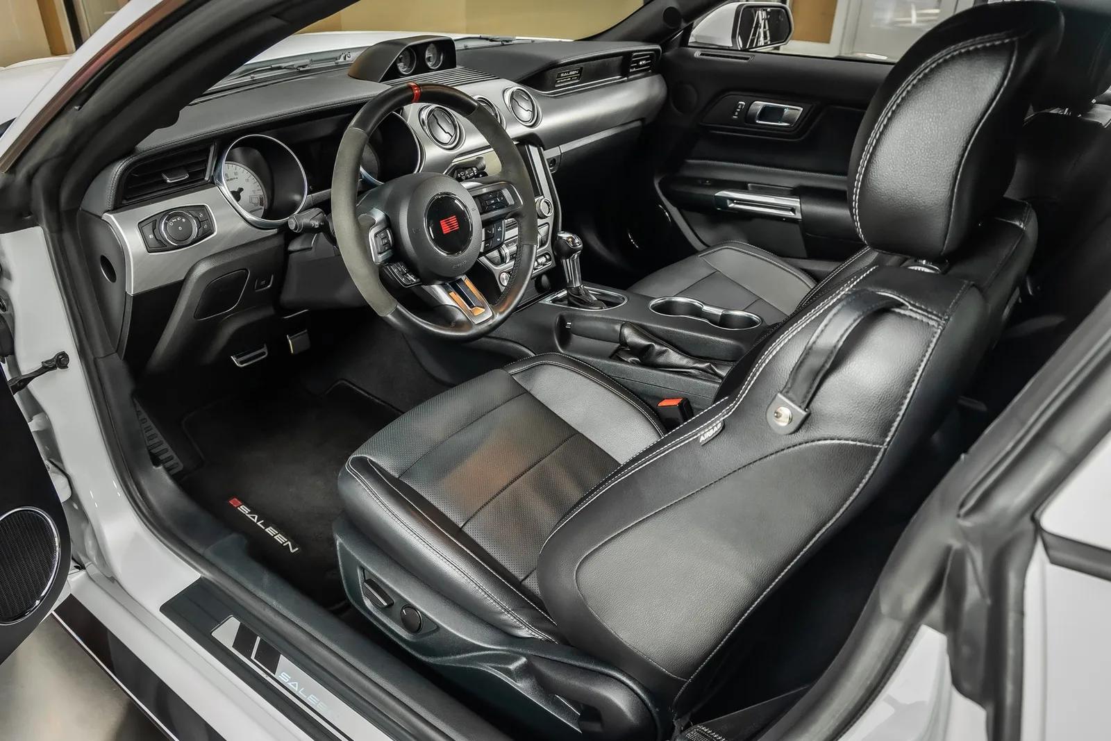 2022 Ford Mustang