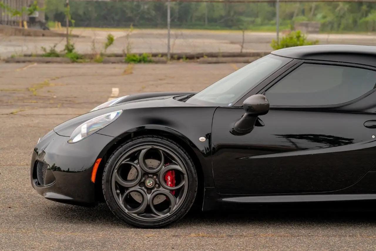 2015 Alfa Romeo 4c