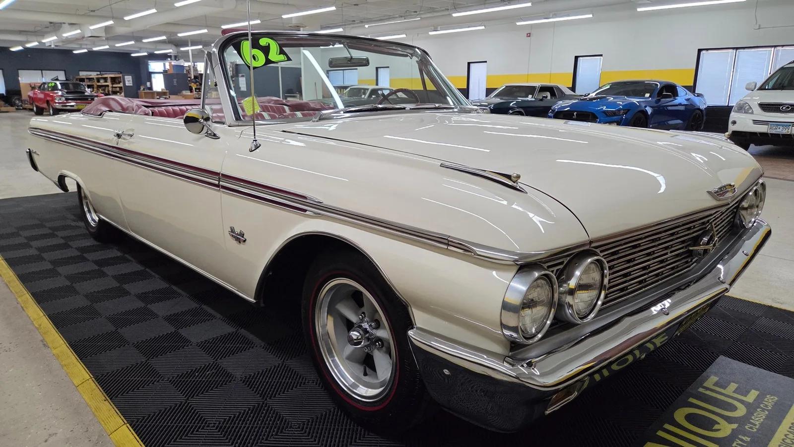 1962 Ford Galaxie