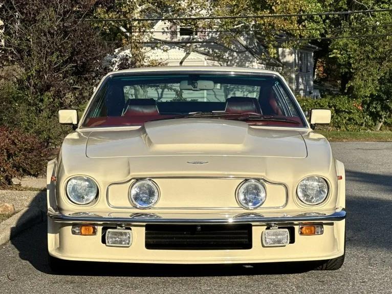 1984 Aston Martin V8 Vantage