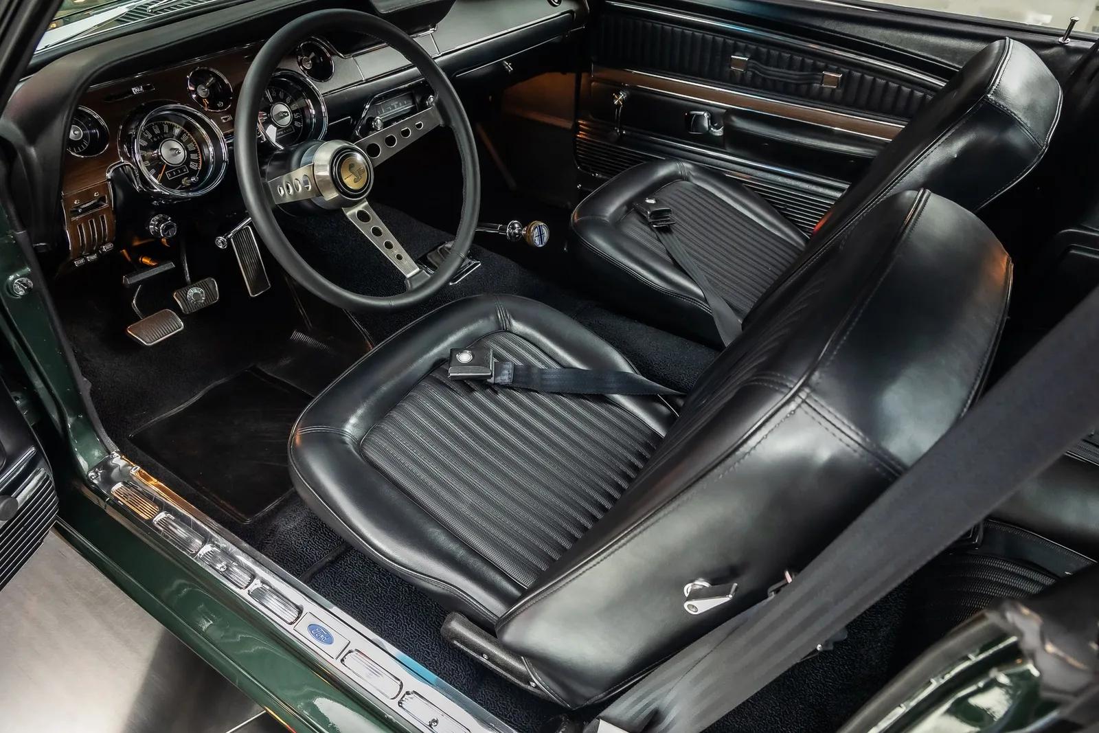 1968 Ford Mustang Bullitt Replica