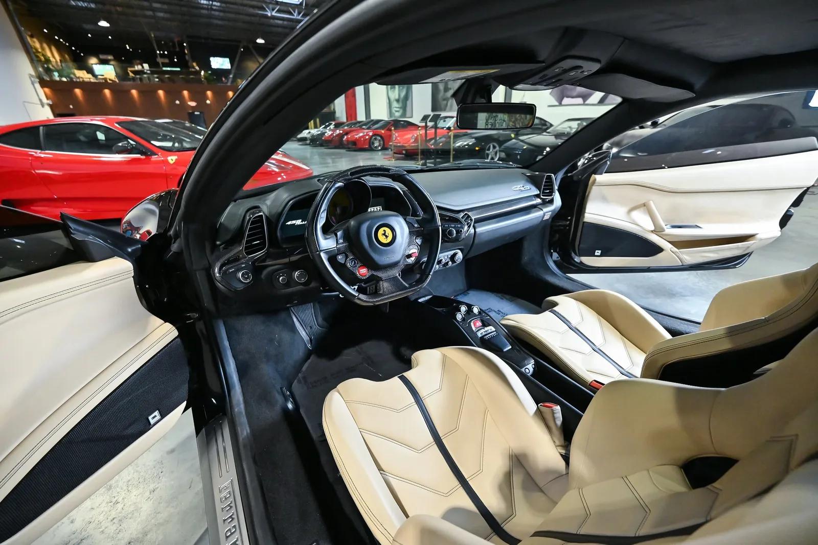 2012 Ferrari 458 Italia