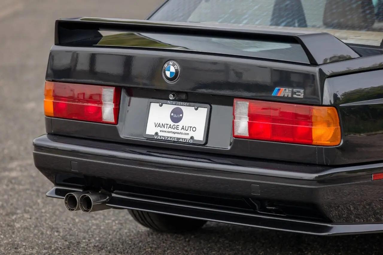 1989 BMW M3