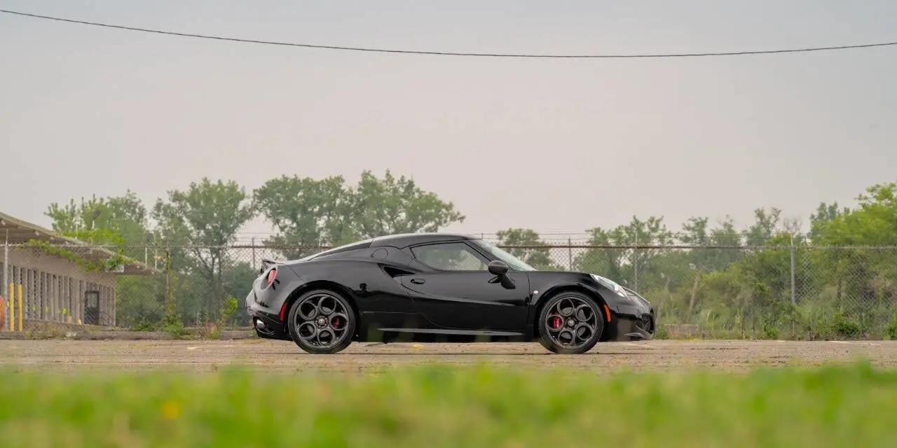 2015 Alfa Romeo 4c