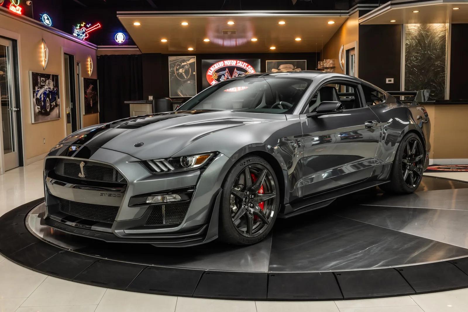 2022 Ford Mustang