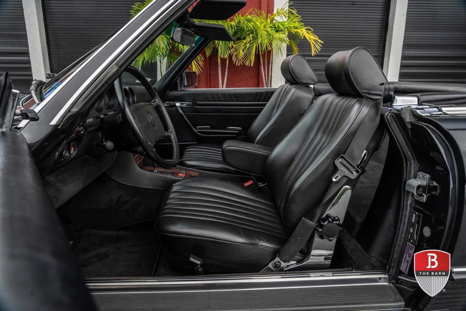 1989 Mercedes-Benz R107