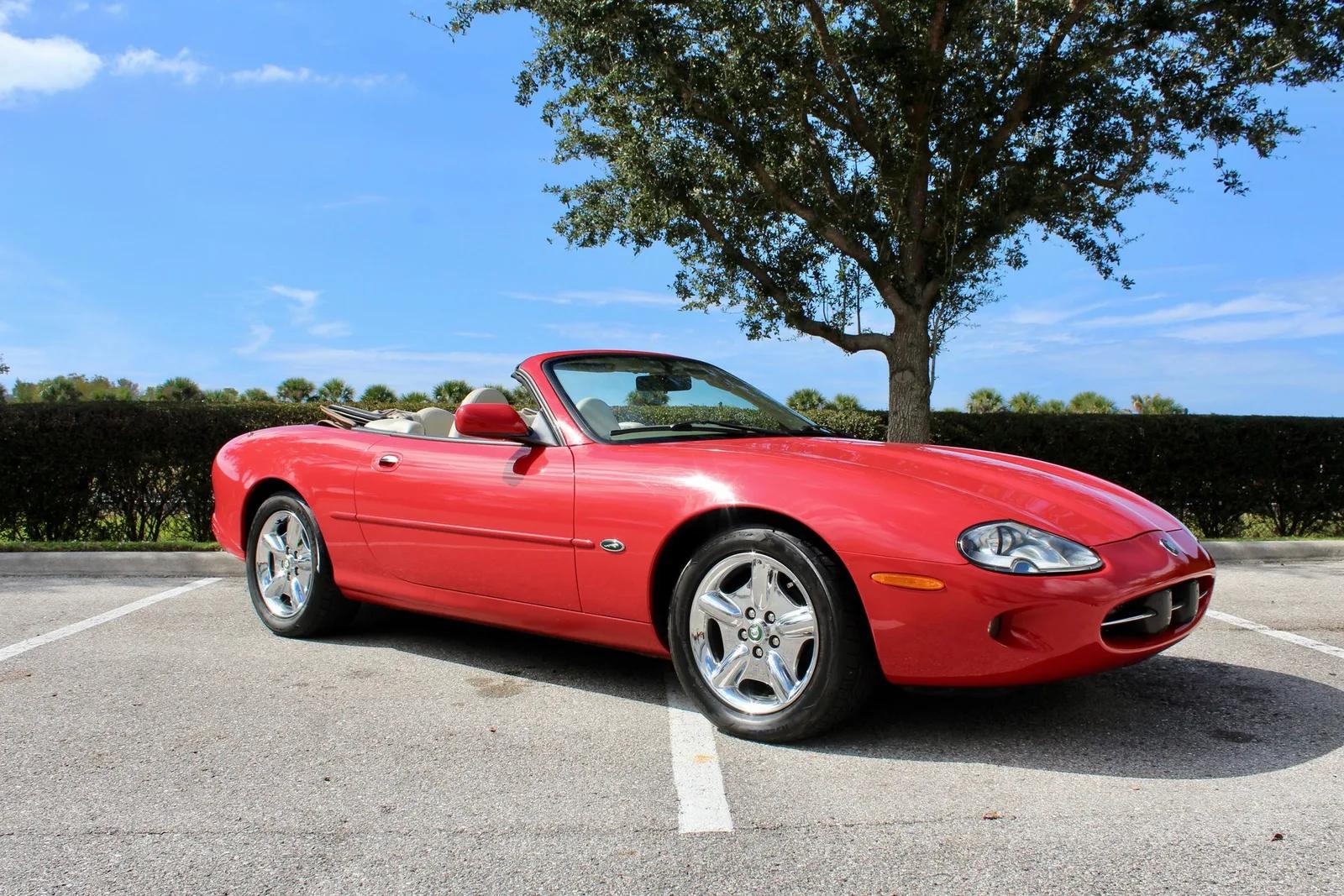 1999 Jaguar Xk8