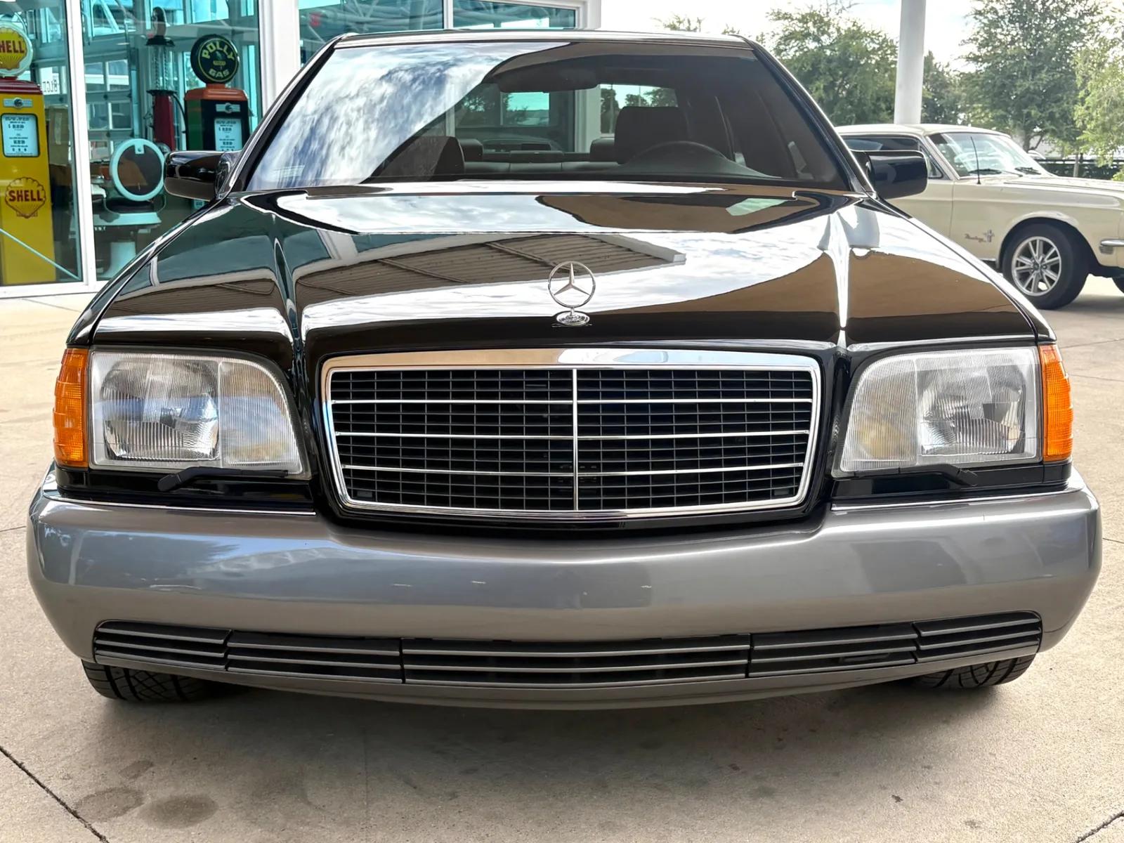 1992 Mercedes-Benz S-class