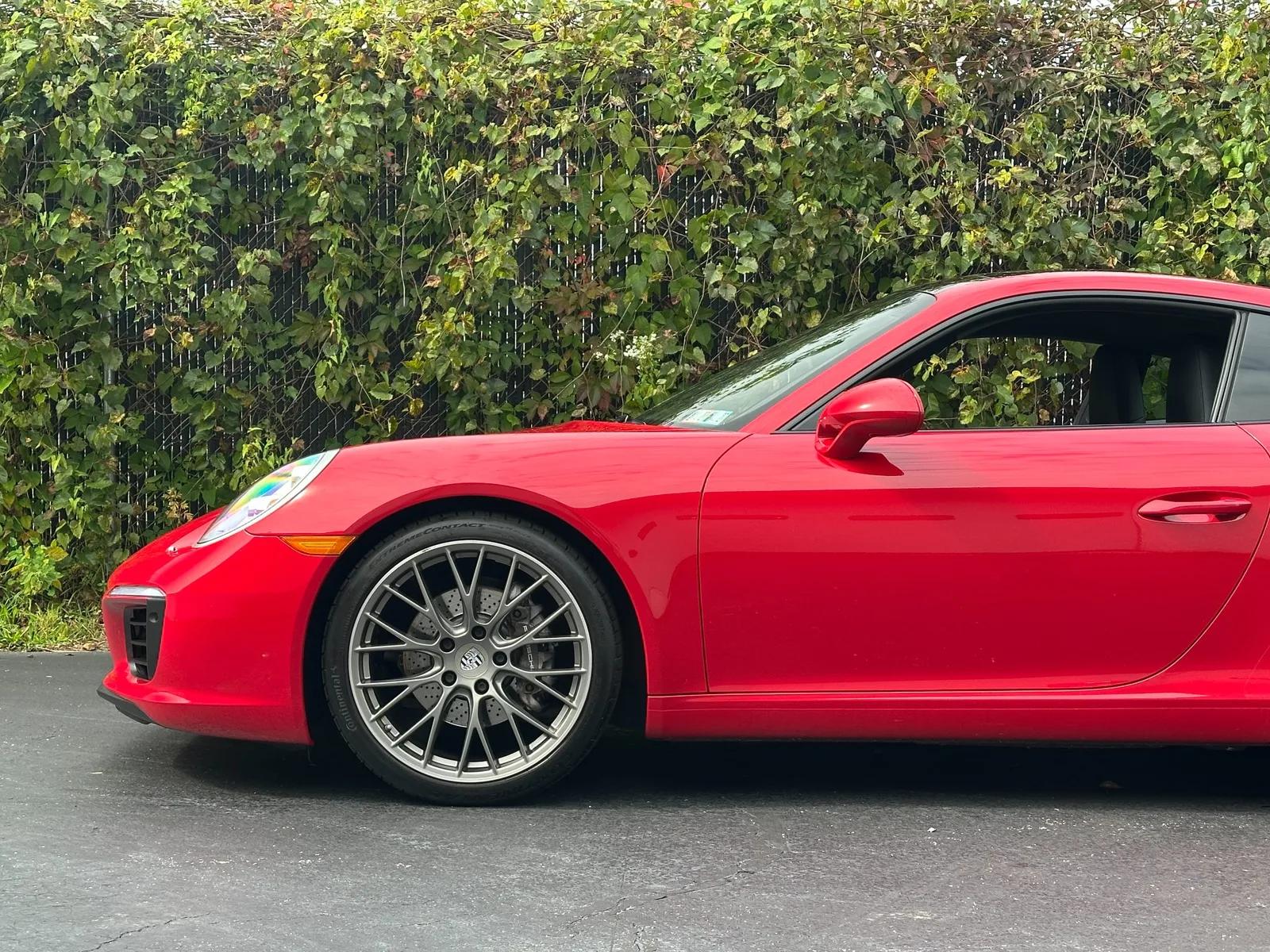 2017 Porsche 911