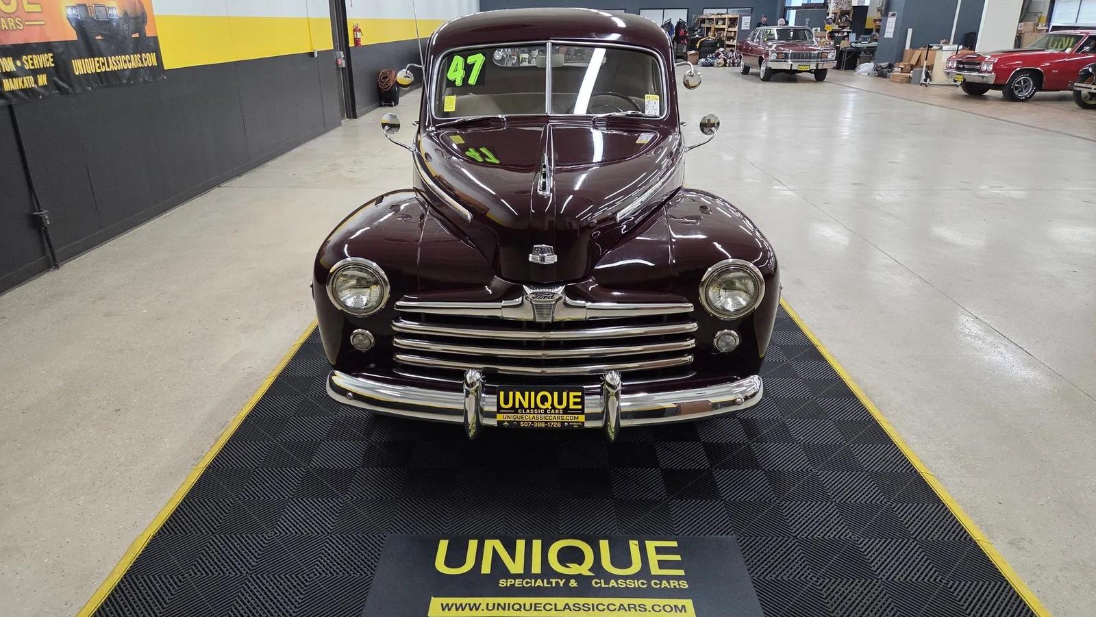 1947 Ford Super Deluxe