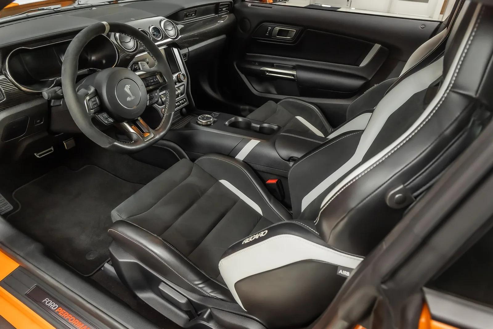 2020 Ford Mustang