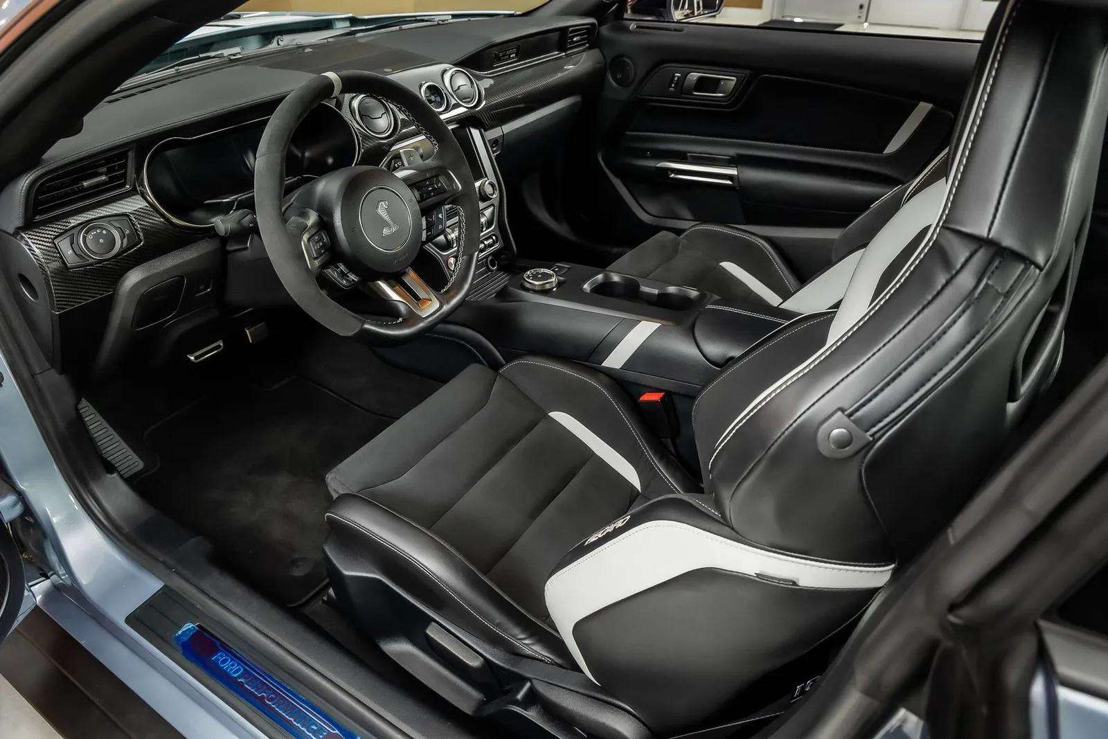 2022 Ford Mustang