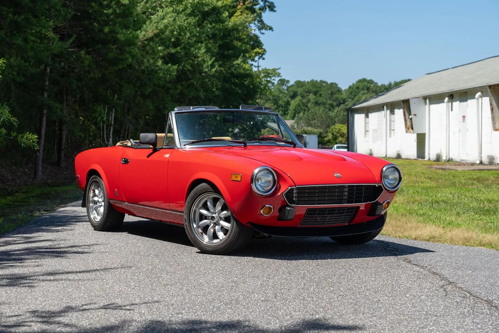 1979 Fiat 124 spider (1966-1985)