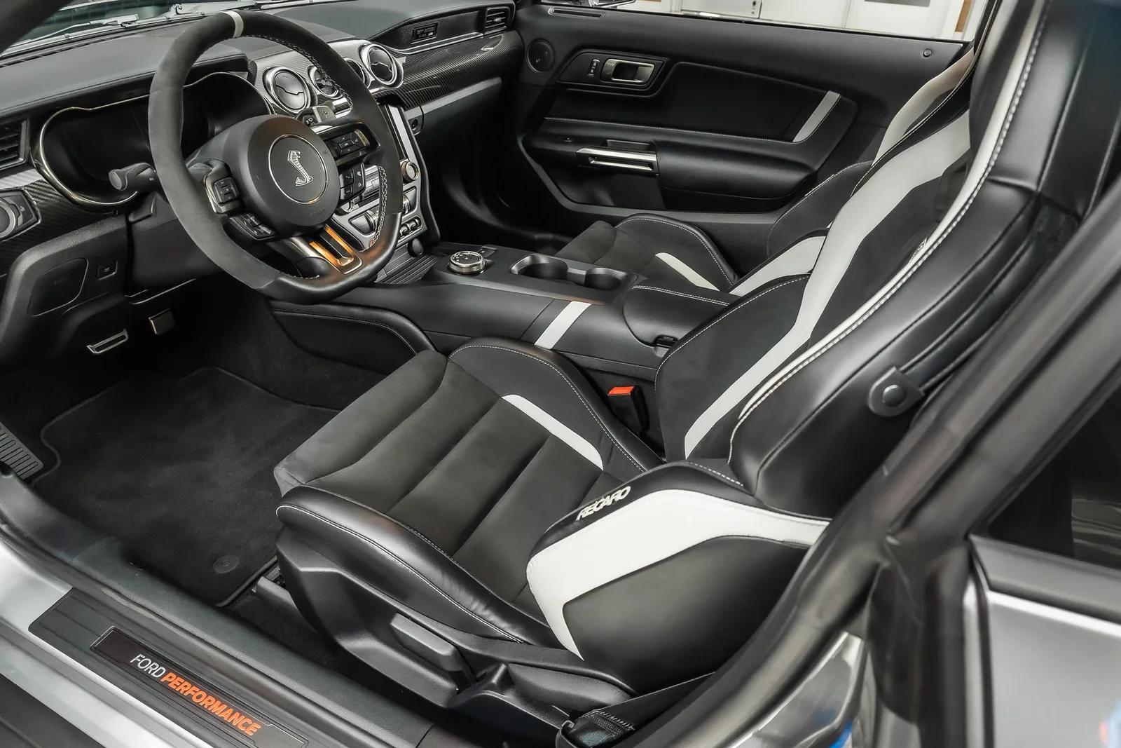 2020 Ford Mustang