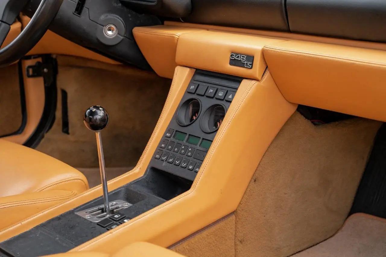 1990 Ferrari 348