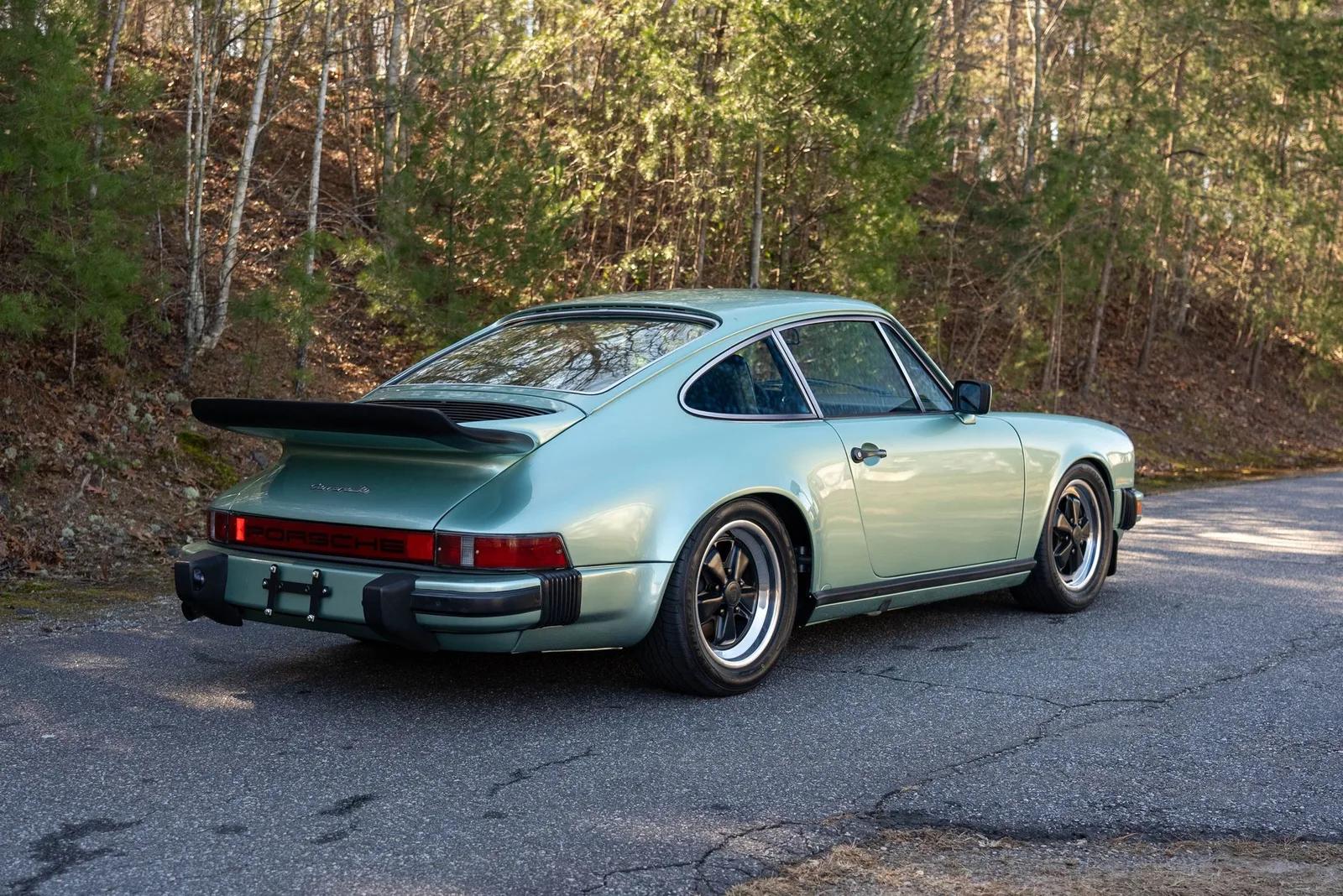 1977 Porsche 911