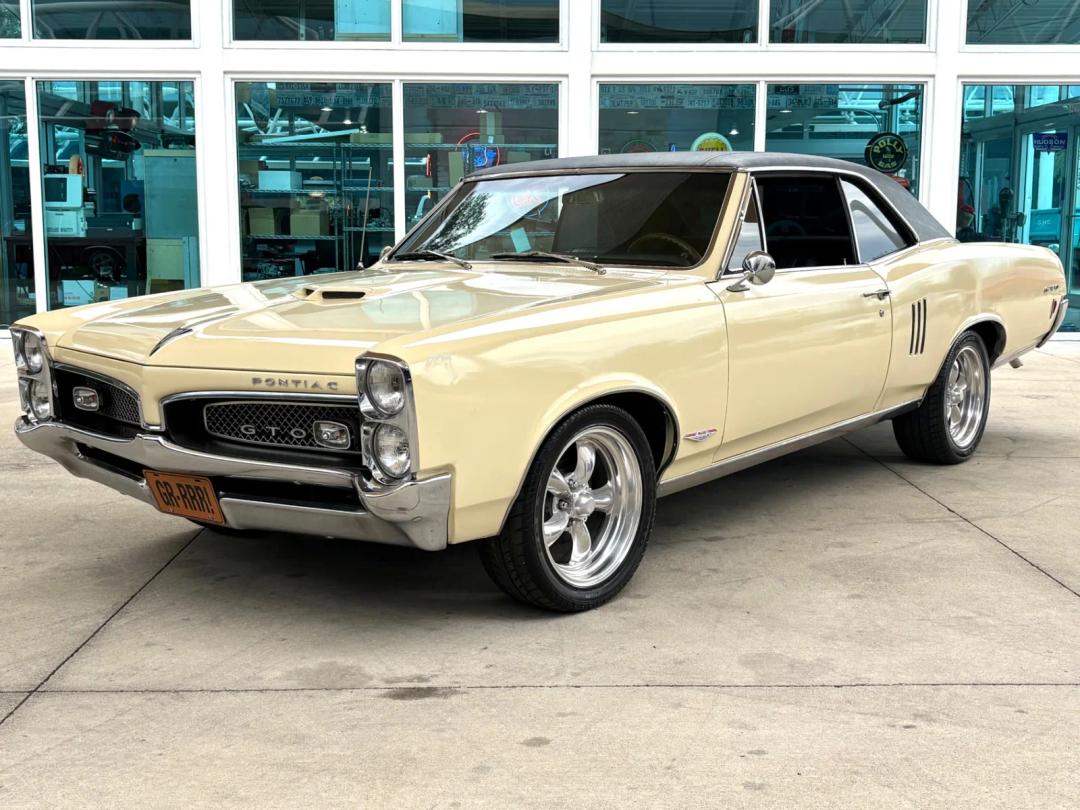 1967 Pontiac LeMans GTO tribute