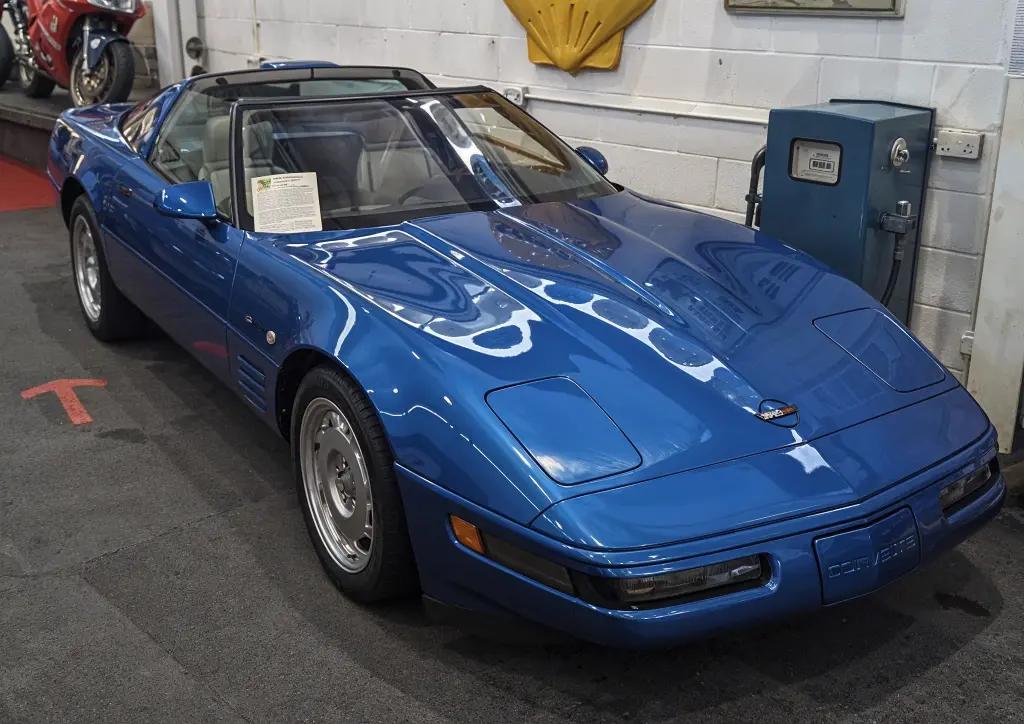 1990–1995 Chevrolet Corvette ZR-1