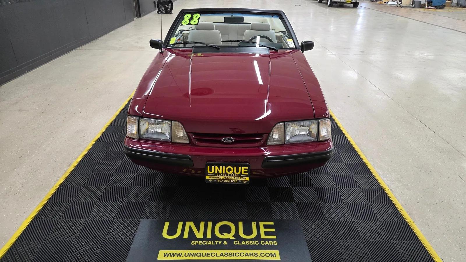1988 Ford Mustang