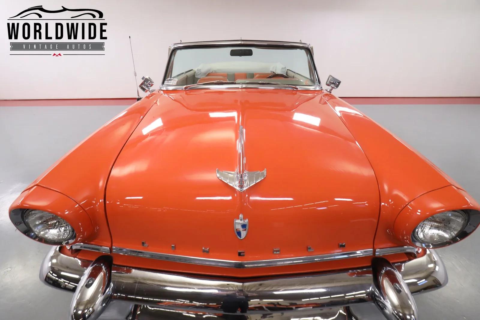 1955 Lincoln Capri
