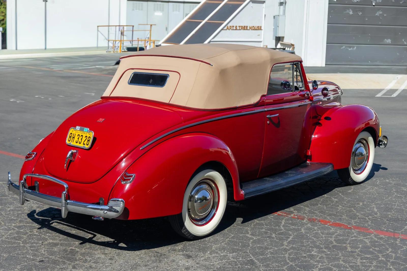 1940 Ford Standard, deluxe, & super deluxe
