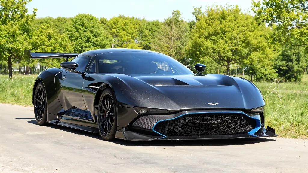 2016 Aston Martin Vulcan