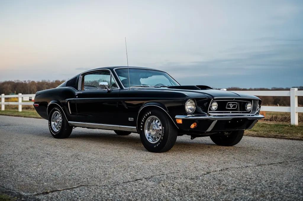 1968 Ford Mustang 428 Cobra Jet (Non-Shelby)