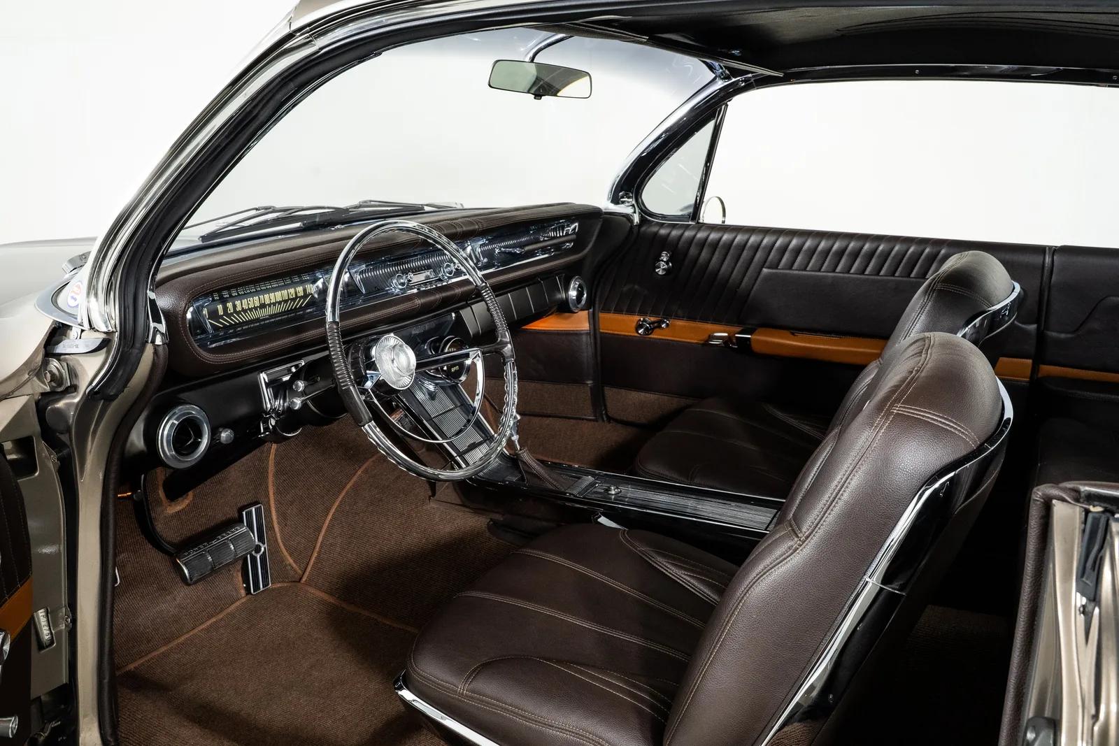 1961 Pontiac Bonneville