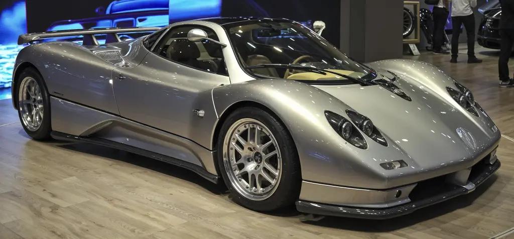 Pagani Zonda F, an Italian hypercar masterpiece with bespoke craftsmanship