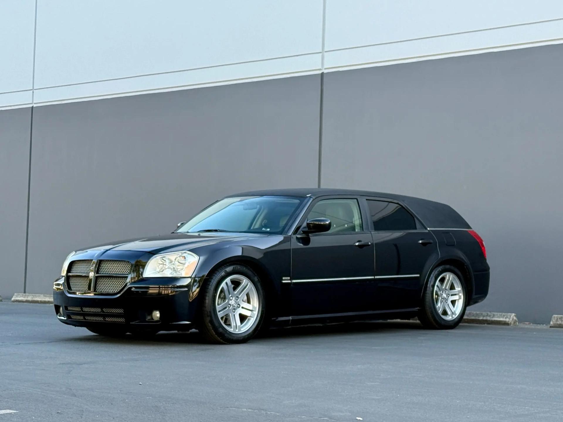 2005 Dodge Magnum