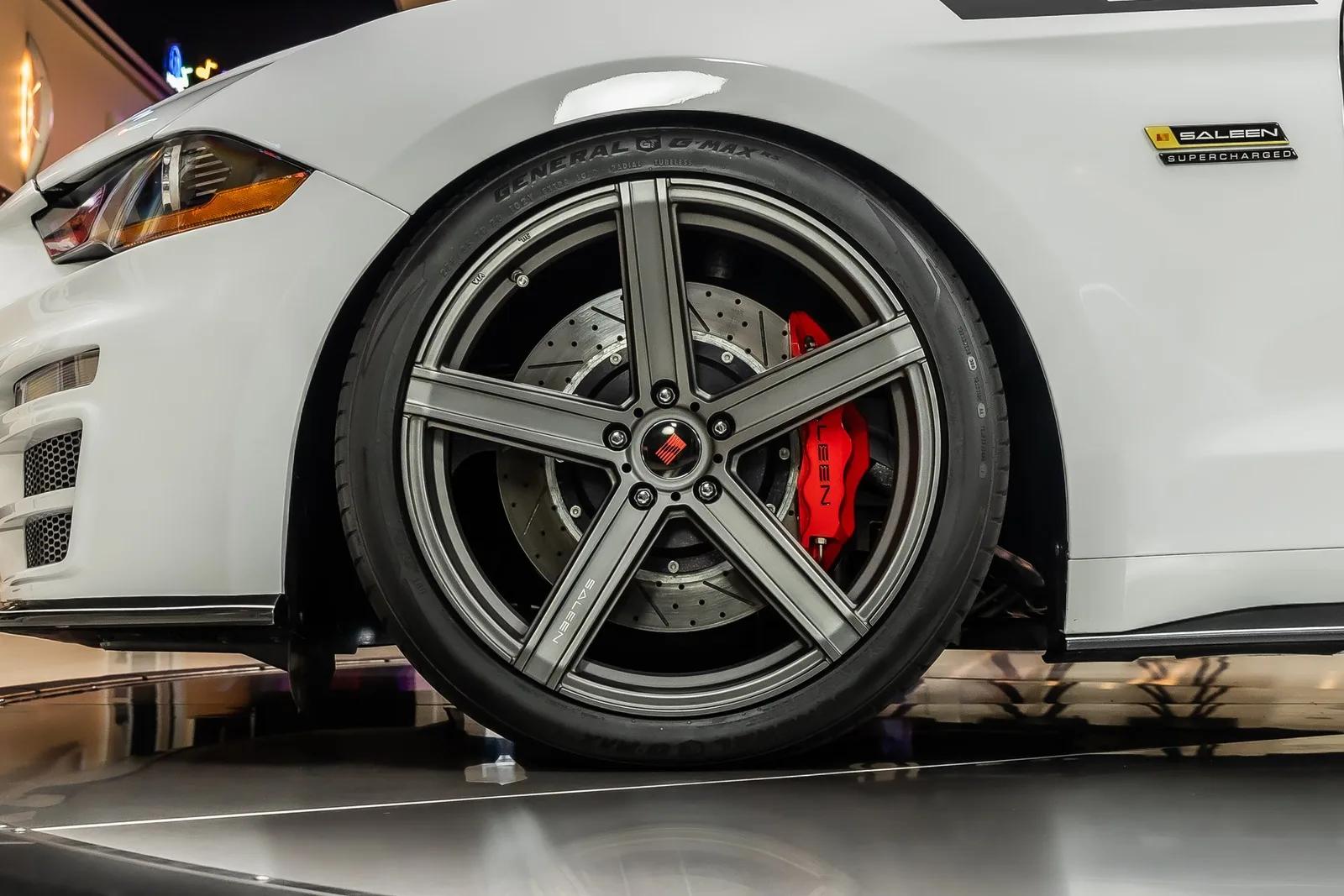 2022 Ford Mustang